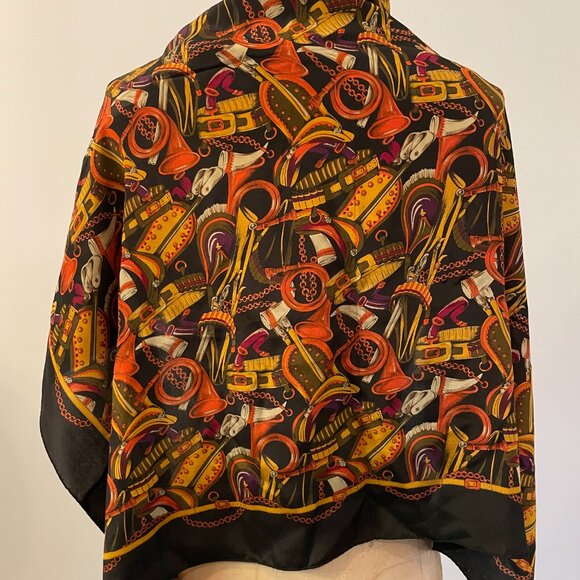 Vintage 80s Ann Taylor Silk Scarf Hand Rolled Equestrian Theme Horns Preppy - Picture 1 of 13